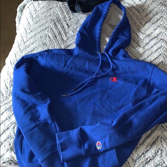 Champion Tops - Royal blue champion sweatshirt